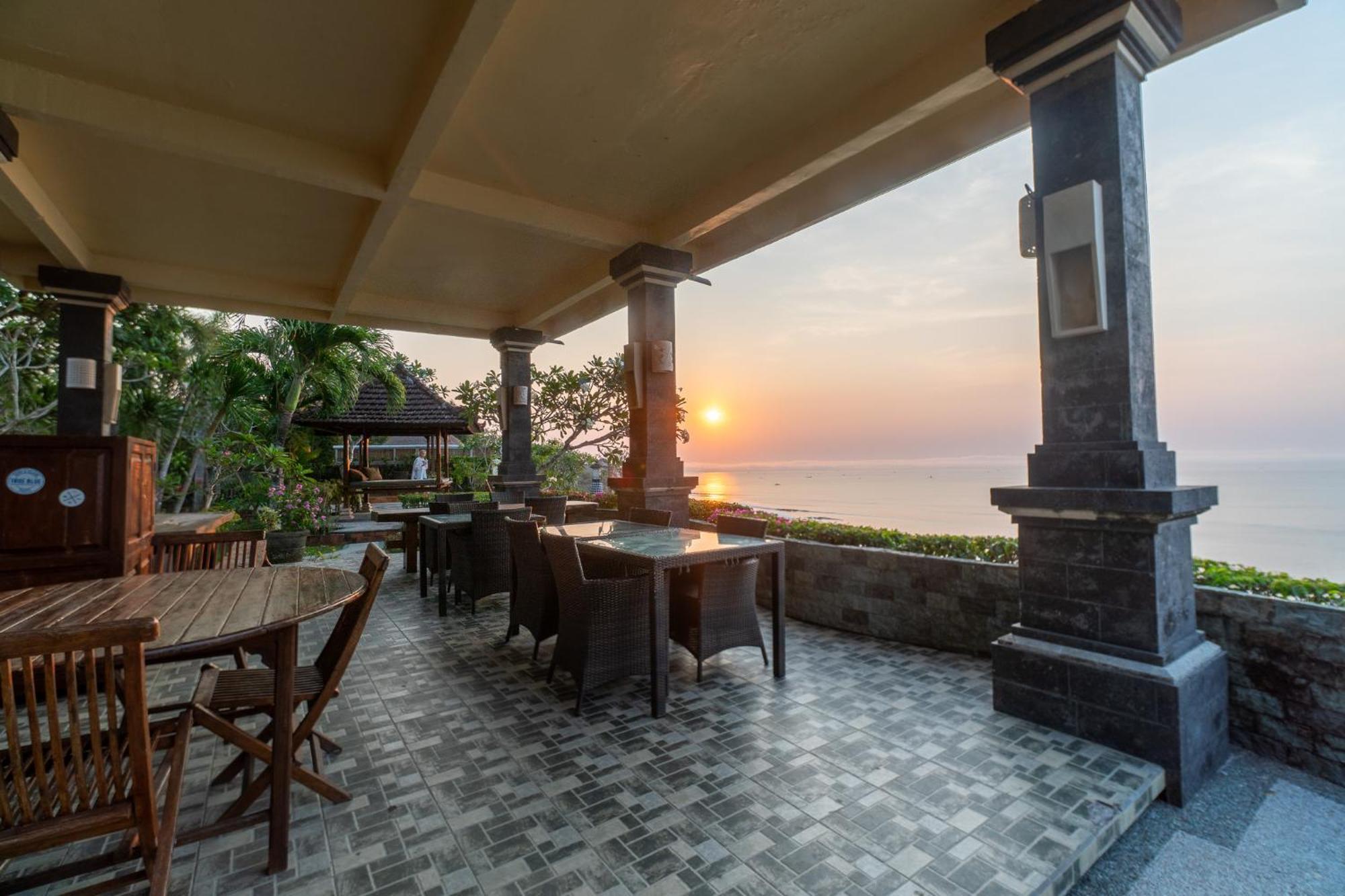 Kembang Kuning Hotel Uluwatu Екстериор снимка