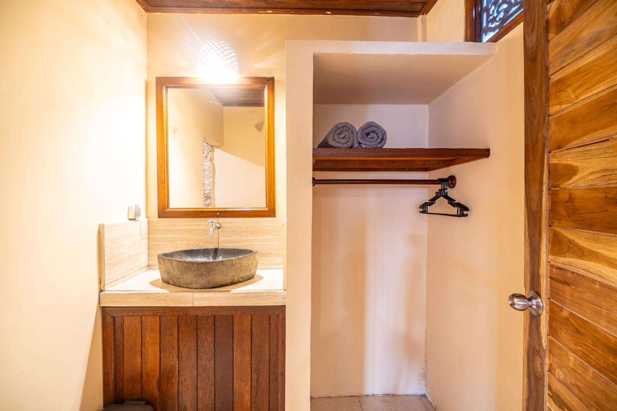 Kembang Kuning Hotel Uluwatu Екстериор снимка